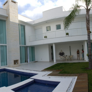 Residência Unifamiliar | Condomínio West Side III, Campo Comprido, Curitiba – 620m² construídos